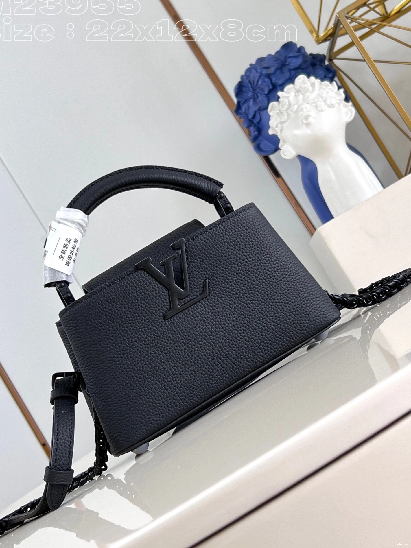 First bag ru MINI-22*12*8CM LOUIS CAPUCINES VUITTON 0710